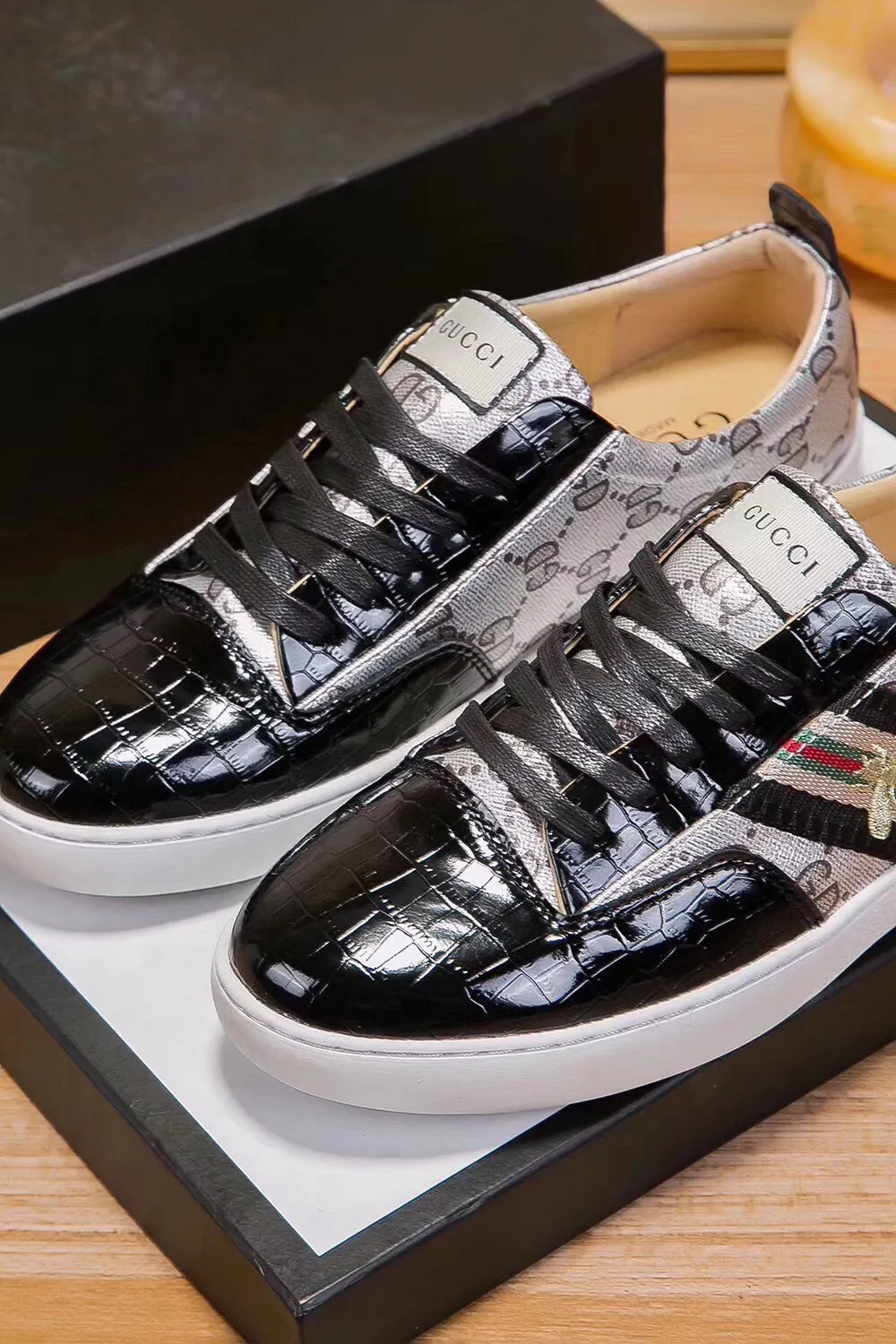 P380 (new style), [GUCCI] Gucci official new men's fashion casual shoes🇨🇳Official website original 1:1 mold opening💯Original quality, fine workmanship🌴High-end atmosphere, casual and fashionable🍒The upper is made of imported Italian cowhide☘Luxurious sheepskin lining🍓Rubber wear-resistant and non-slip outsole, super comfortable to wear, versatile style, worth owning🍉Standard code 38-45